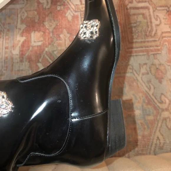 Black leather embellished knee high boots - Picture 2 of 4